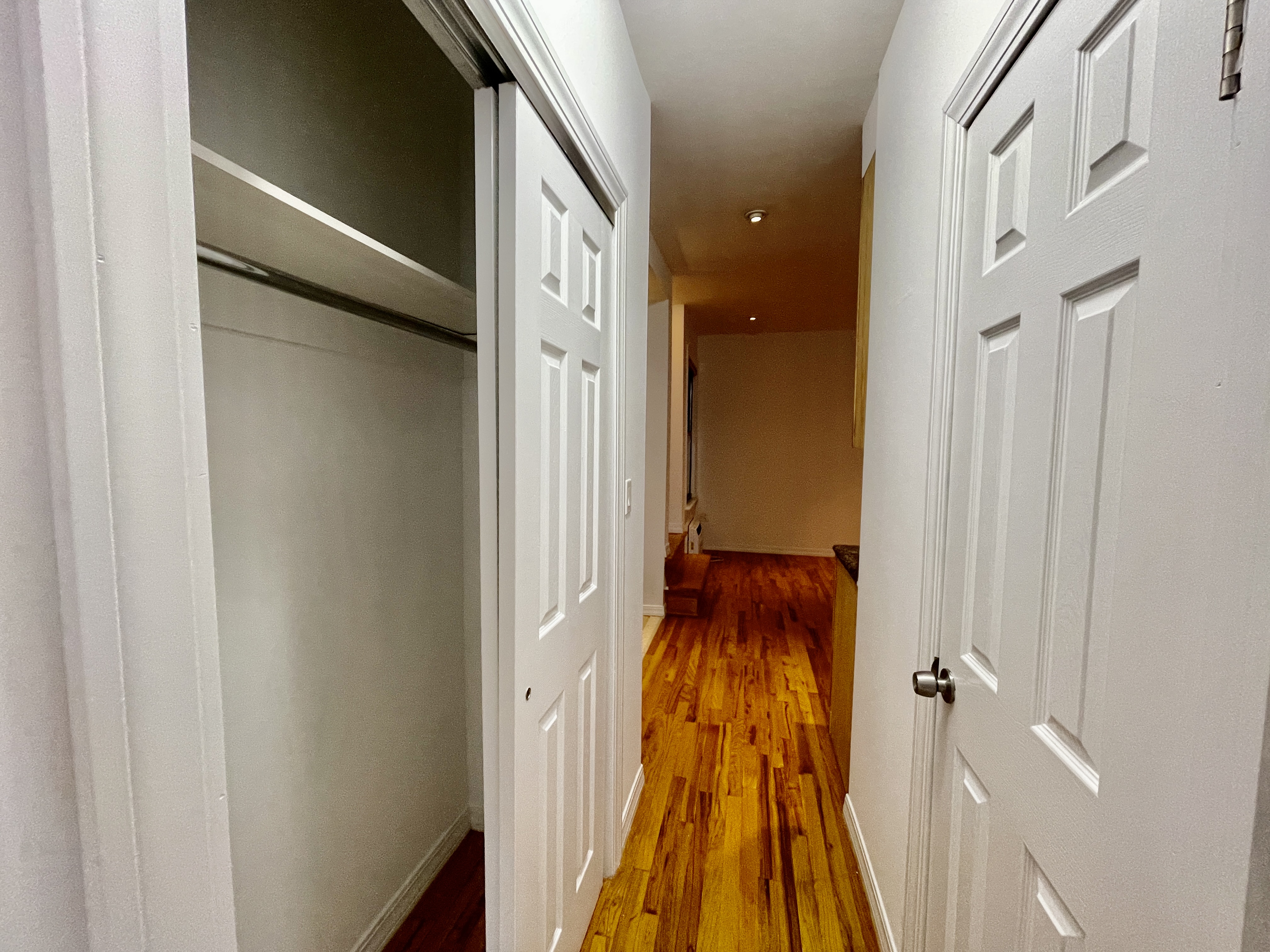 430 East 87th Street, Unit 2E Manhattan, NY 10128 - Photo 5 of 7