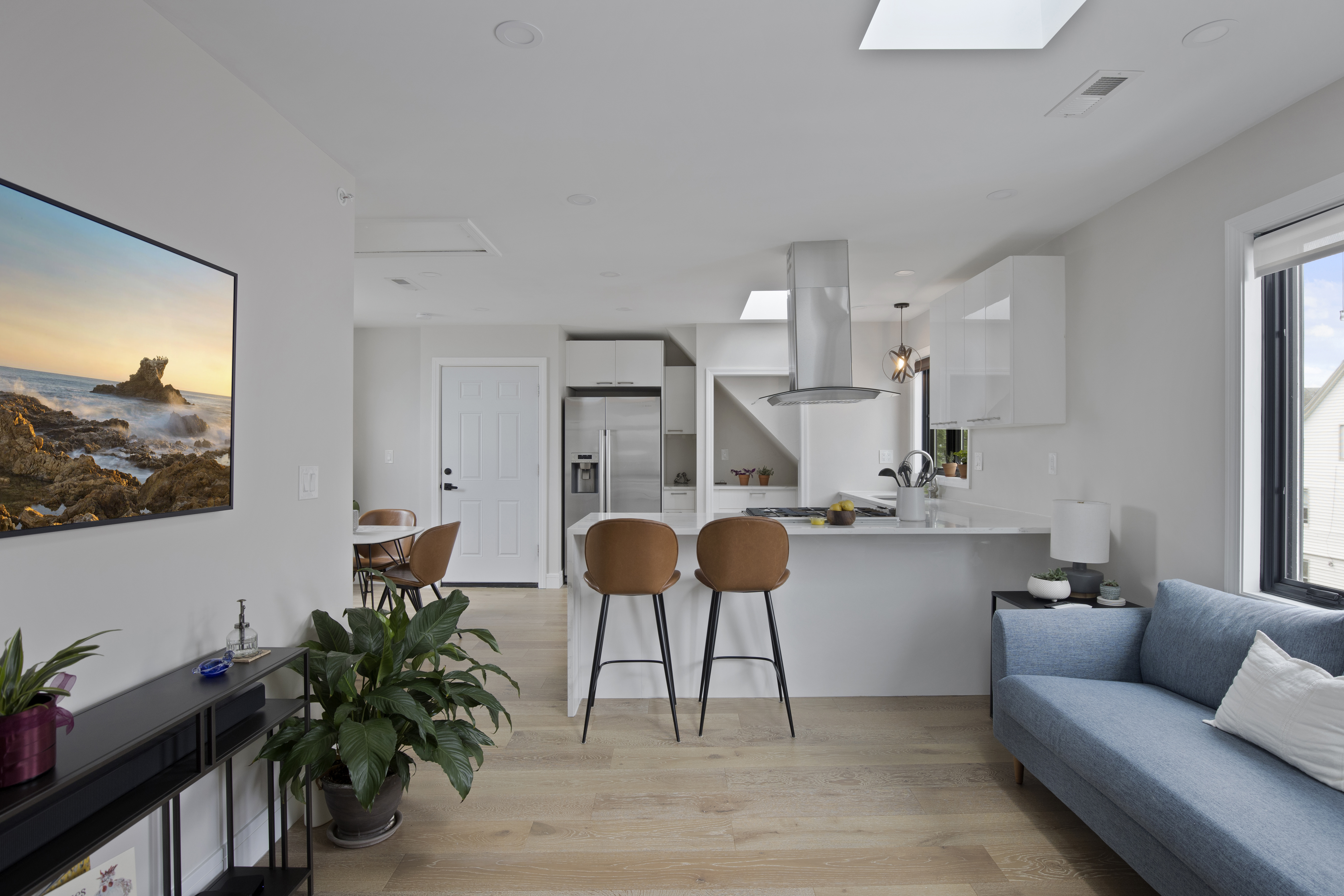 134 Holton Street, Unit 3 Brighton, MA 02135 - Photo 4 of 20