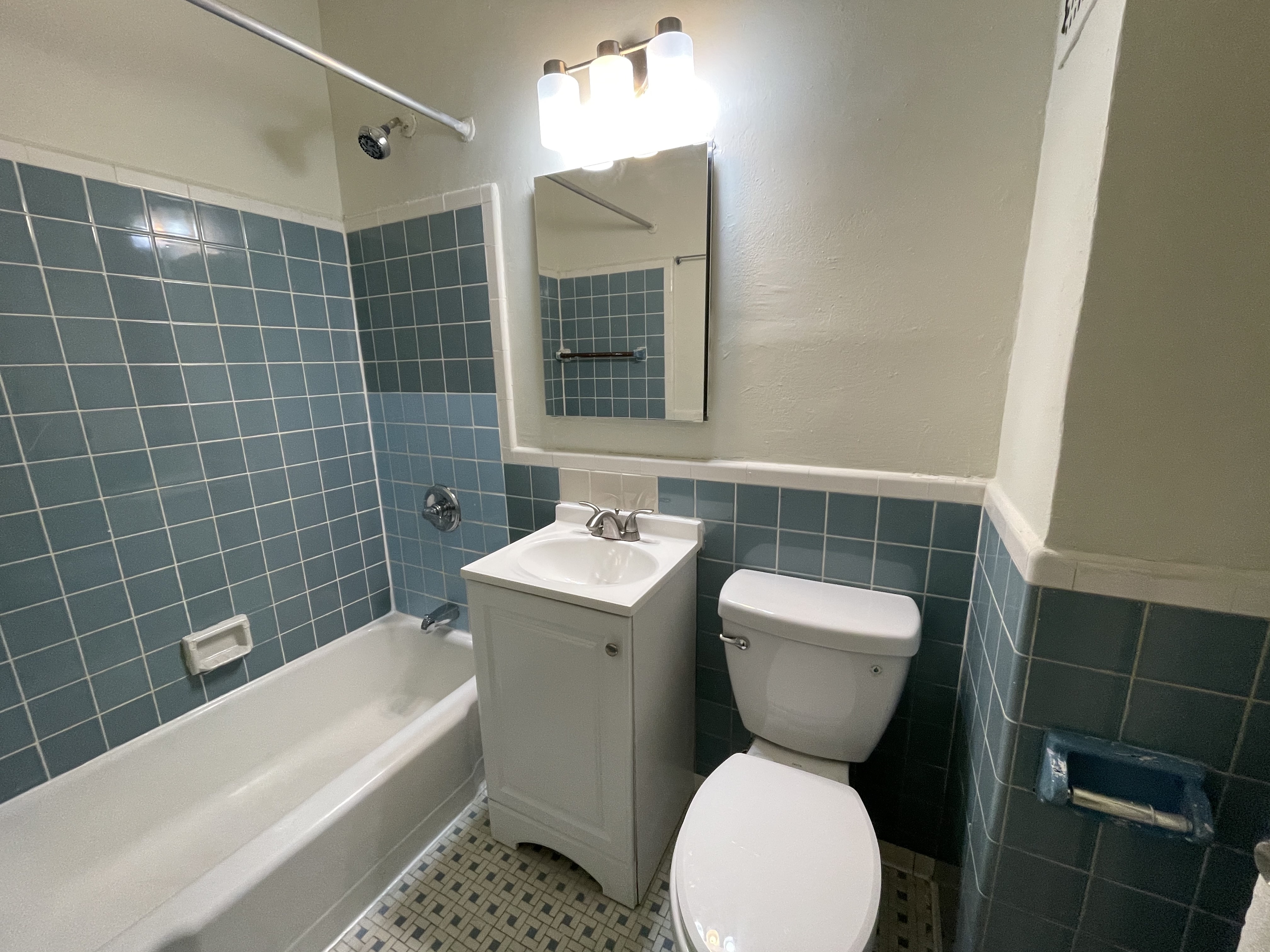 153 East 43rd Street, Unit 3C Manhattan, NY 10017 - Photo 6 of 6