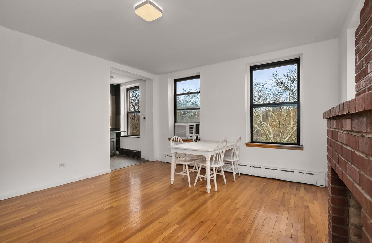 293 East 10th Street, Unit 4 Manhattan, NY 10009 - Photo 2 of 5