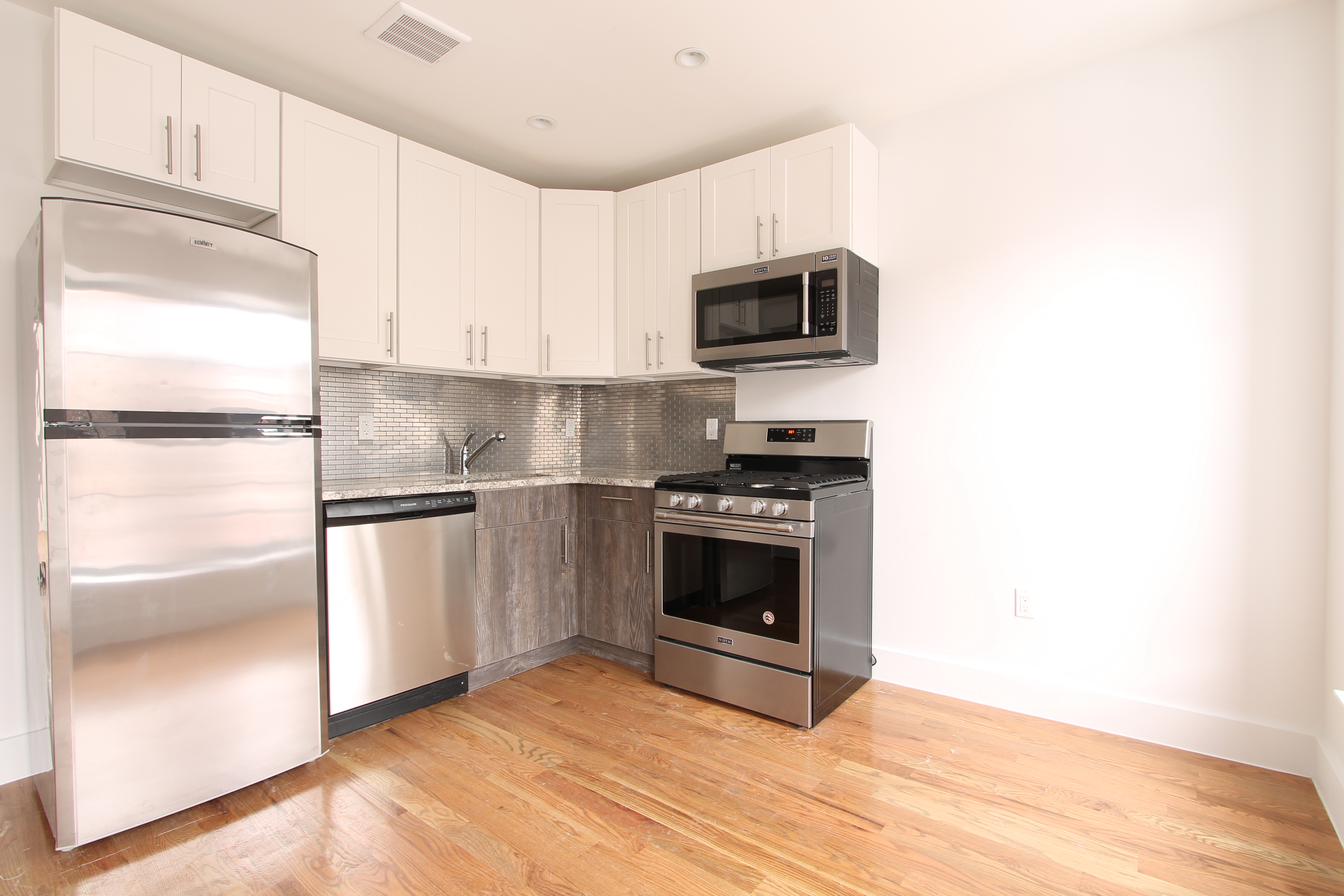 470 Classon Avenue, Unit 2 Brooklyn, NY 11238 - Photo 3 of 12