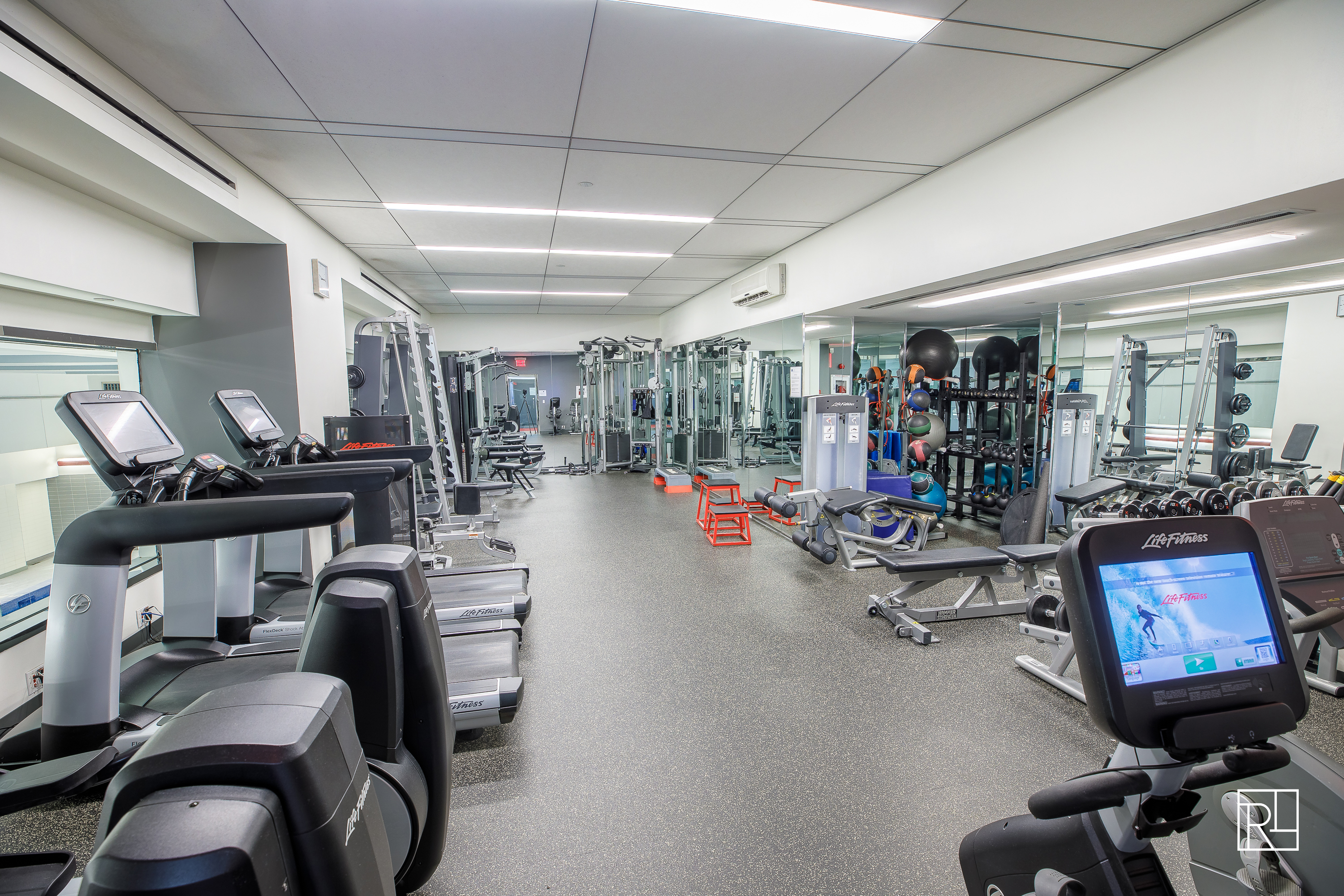 161 West 61st Street, Unit 10D Manhattan, NY 10023 - Photo 8 of 12