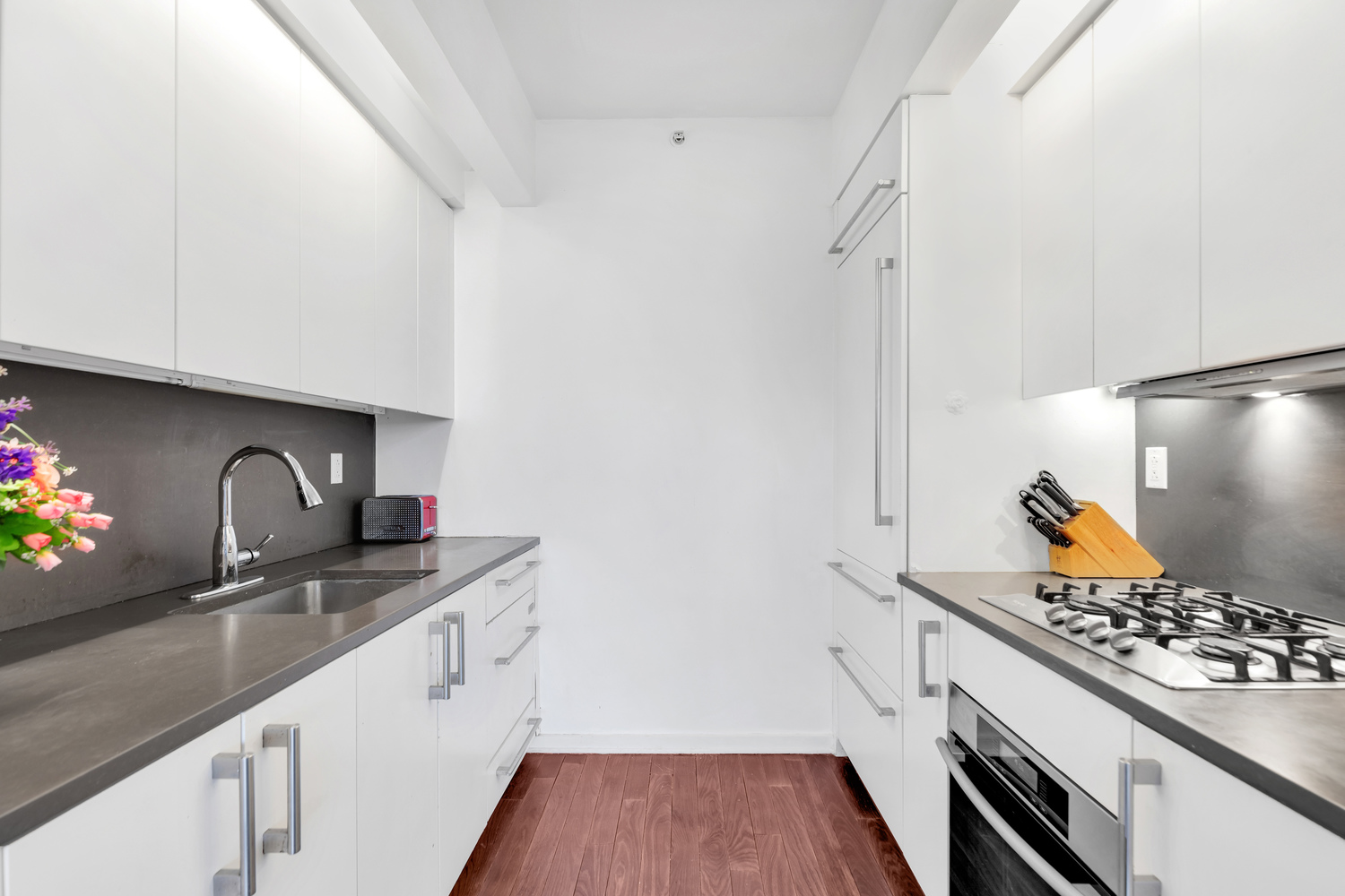 340 East 23rd Street, Unit 12M Manhattan, NY 10010 - Photo 3 of 11