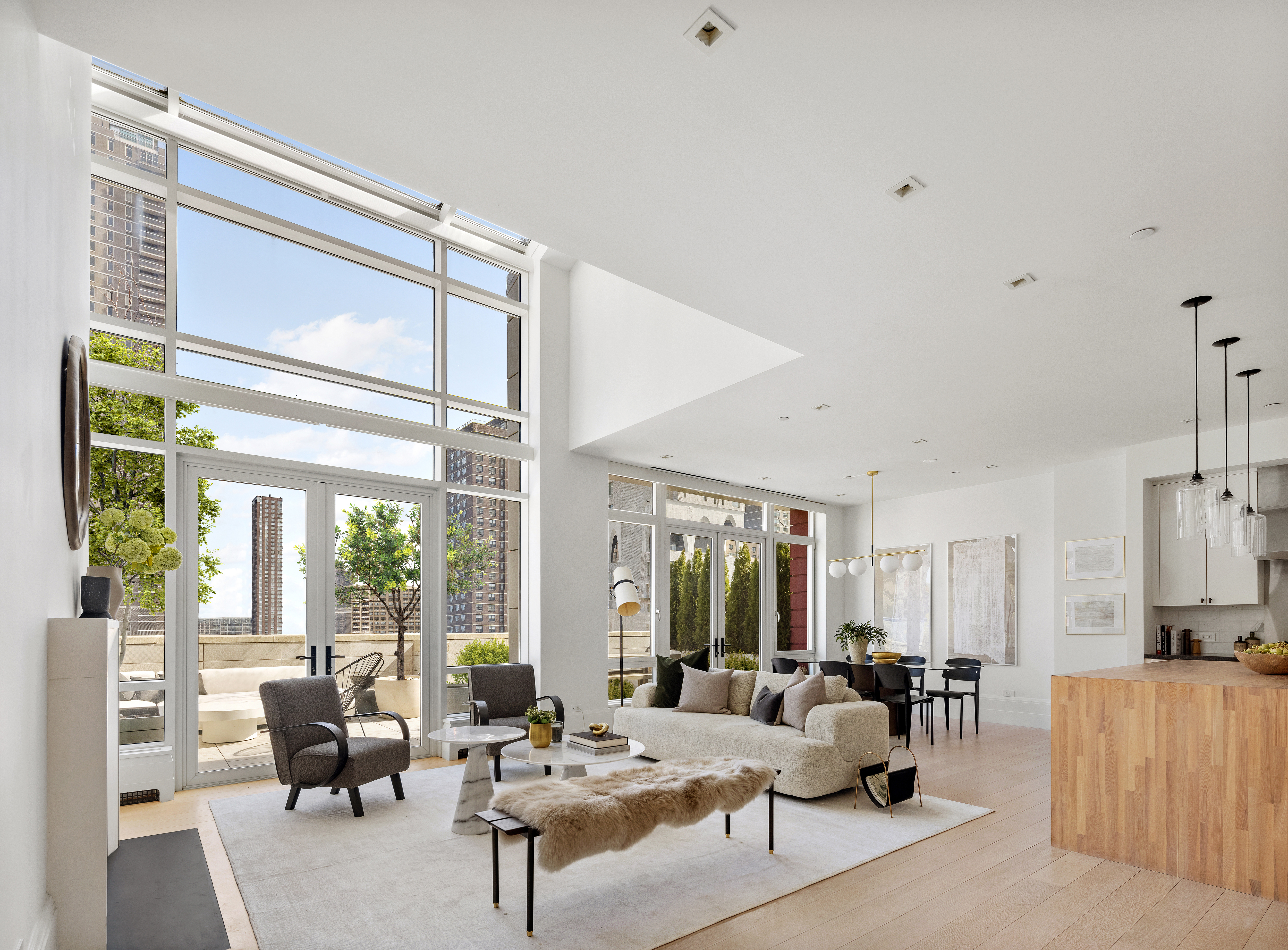 141 East 88th Street, Unit PHN Manhattan, NY 10128 - Photo 4 of 18