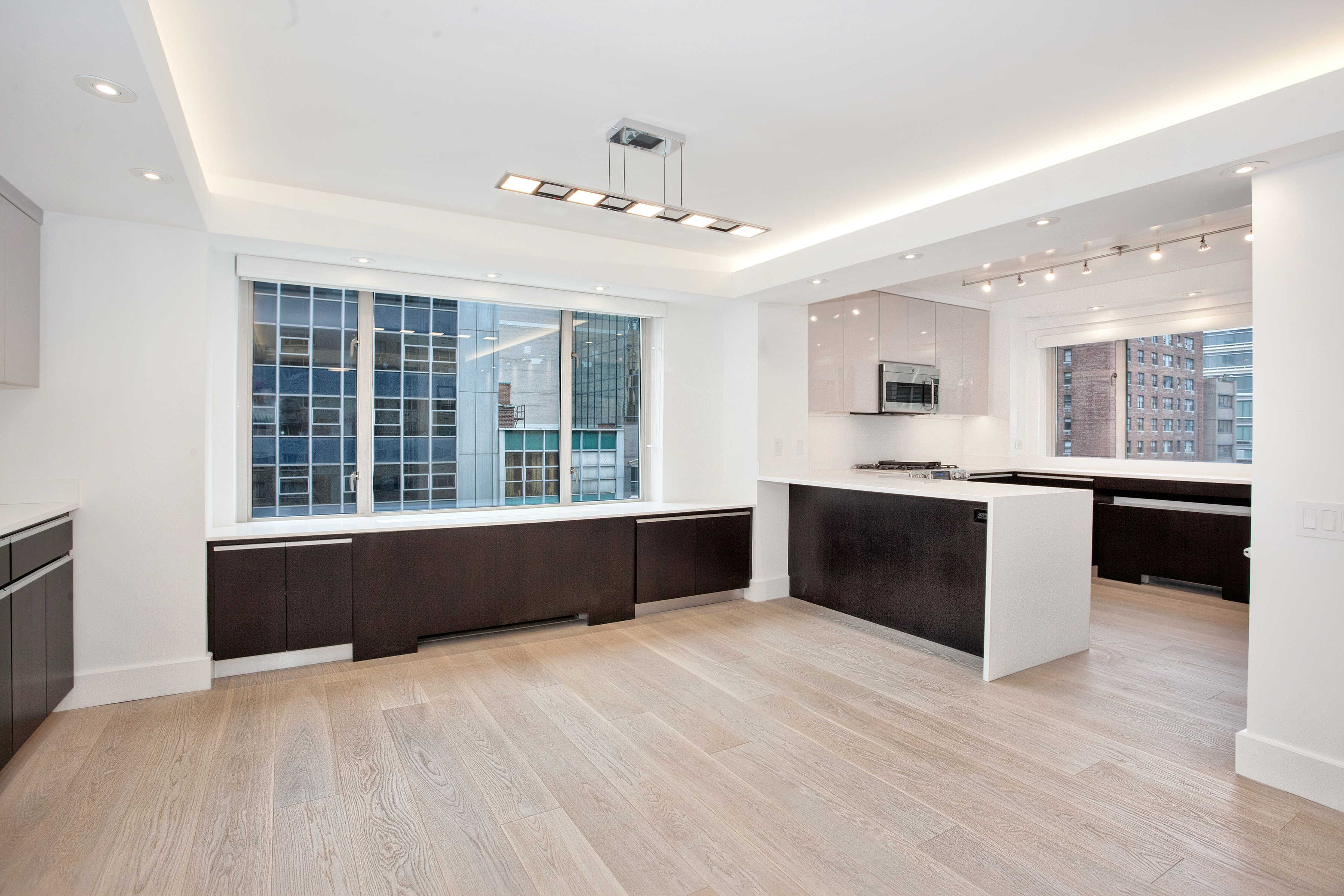 200 East 57th Street, Unit 7M Manhattan, NY 10022 - Photo 4 of 17