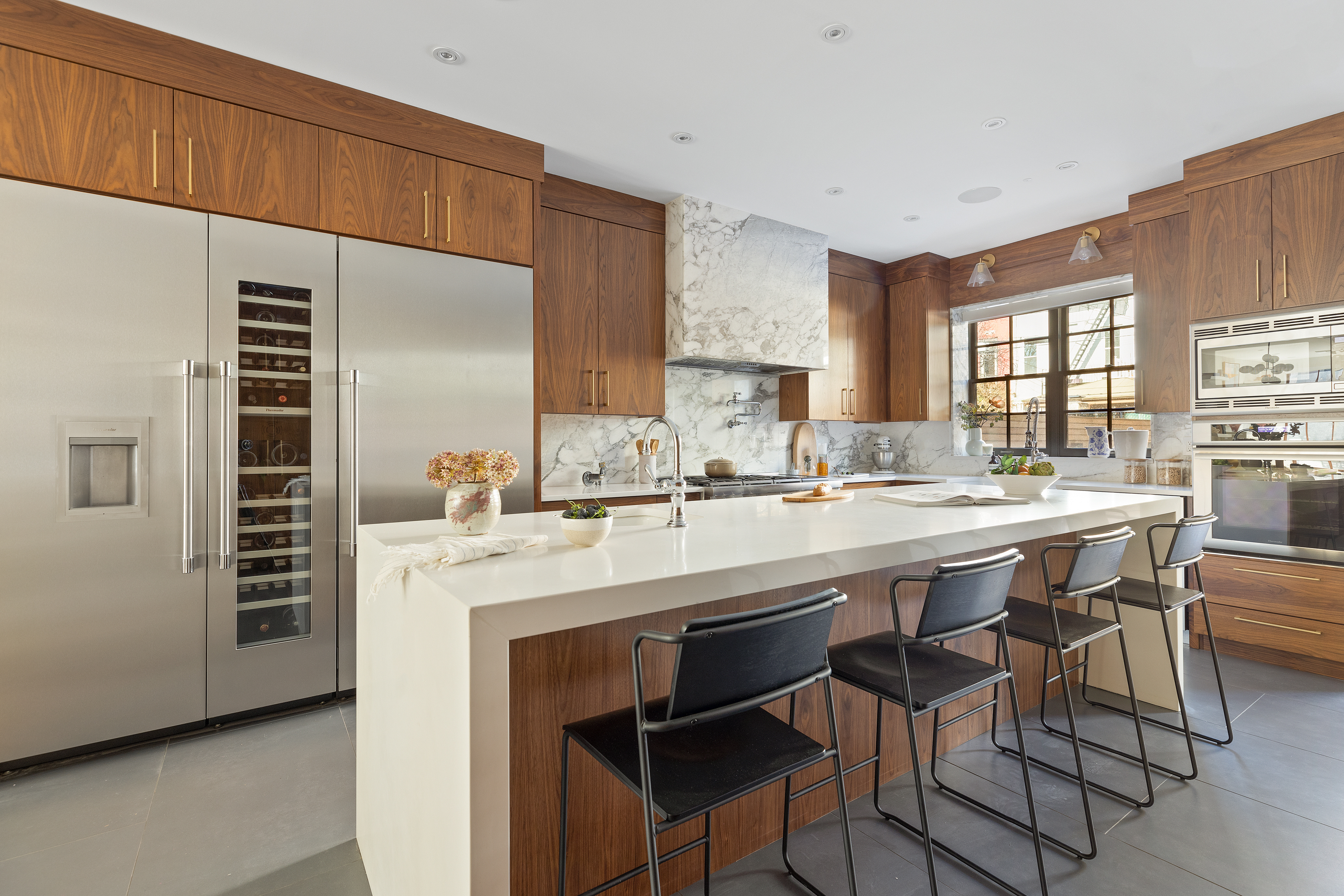 67 2nd Place Brooklyn, NY 11231 - Photo 3 of 24