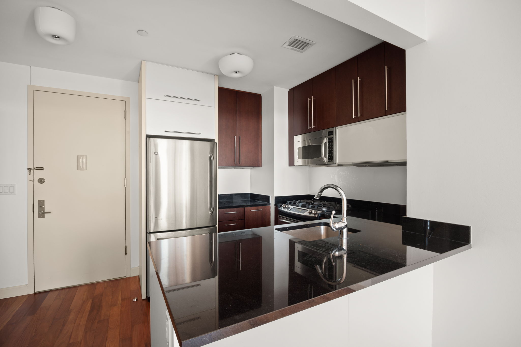 100 Jay Street, Unit 14D Brooklyn, NY 11201 - Photo 6 of 13