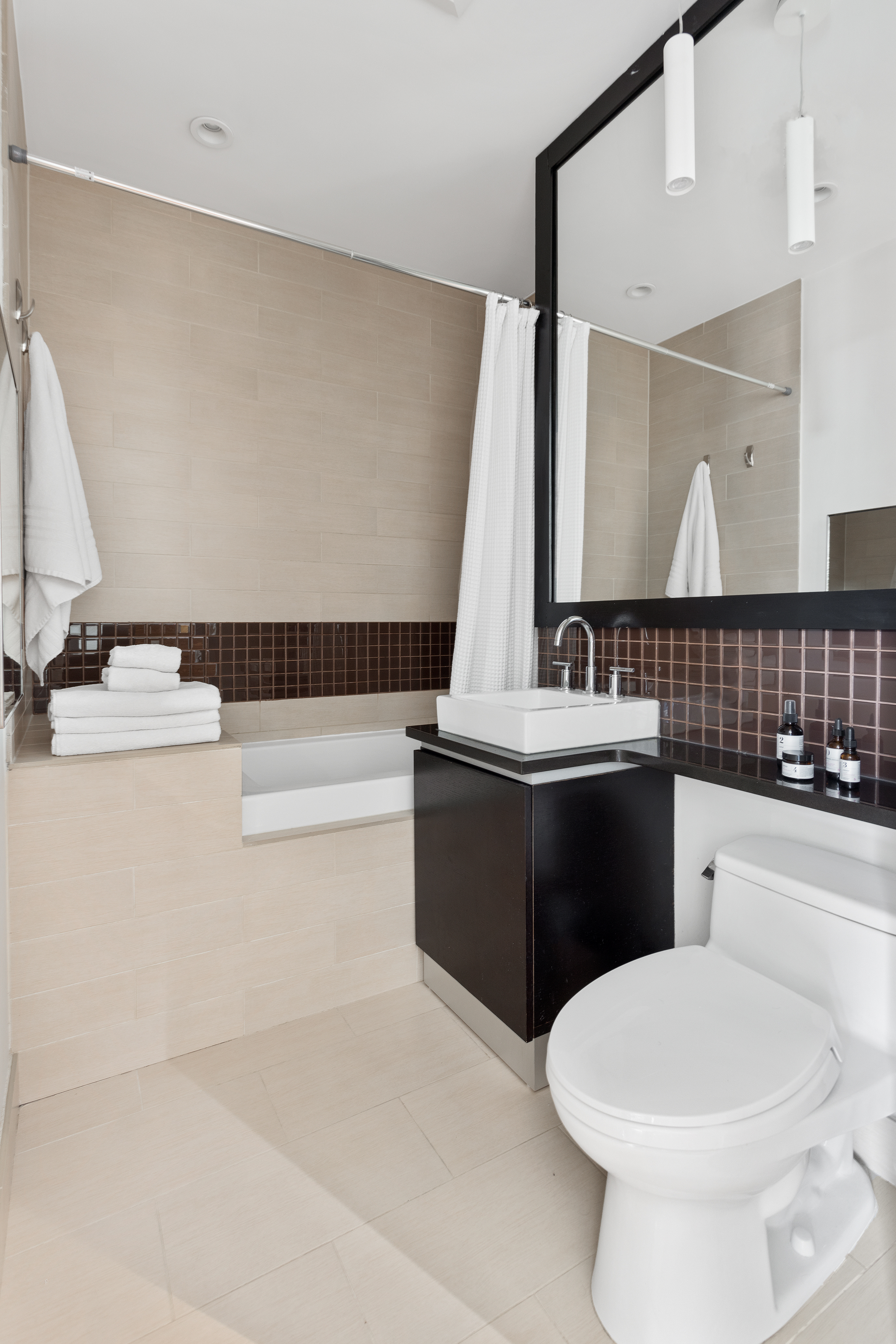 82 Adelphi Street, Unit 2C Brooklyn, NY 11205 - Photo 5 of 6