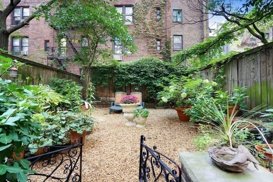 326 West 19th Street, Unit 1 Manhattan, NY 10011 - Photo 1 of 6