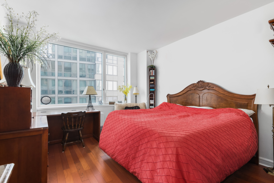 100 Riverside Boulevard, Unit 10P Manhattan, NY 10069 - Photo 3 of 7