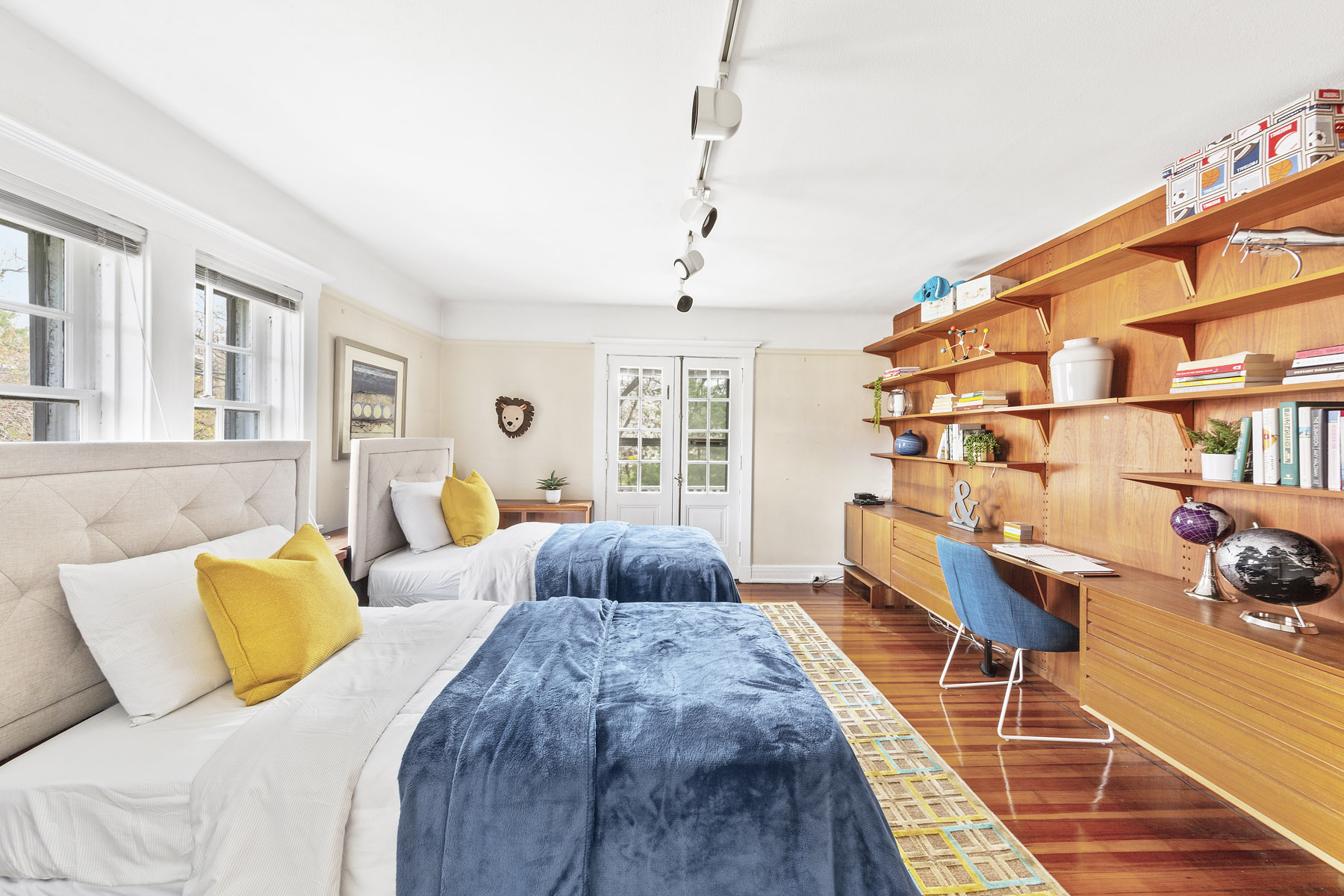 82 Tennis Place Queens, NY 11375 - Photo 10 of 20