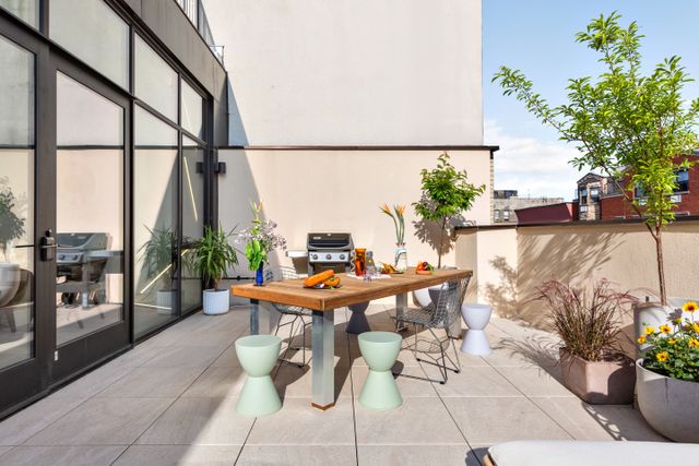 $3,950,000 | 139 Huron Street, Unit PH | Greenpoint