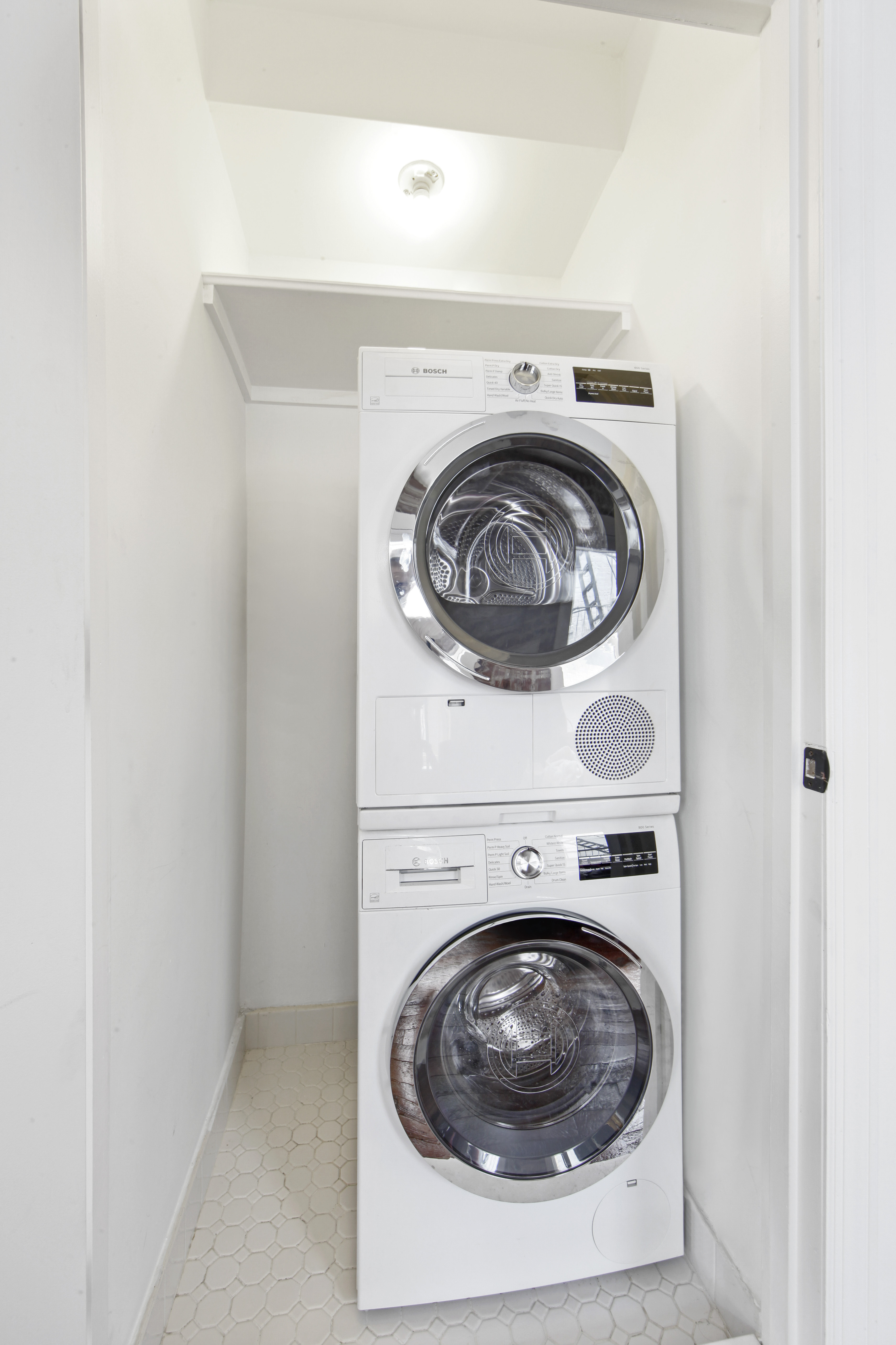 92 Perry Street, Unit 18 Manhattan, NY 10014 - Photo 9 of 16