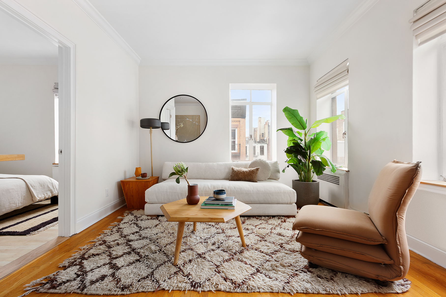 32 Downing Street, Unit 5A Manhattan, NY 10014 - Photo 2 of 12