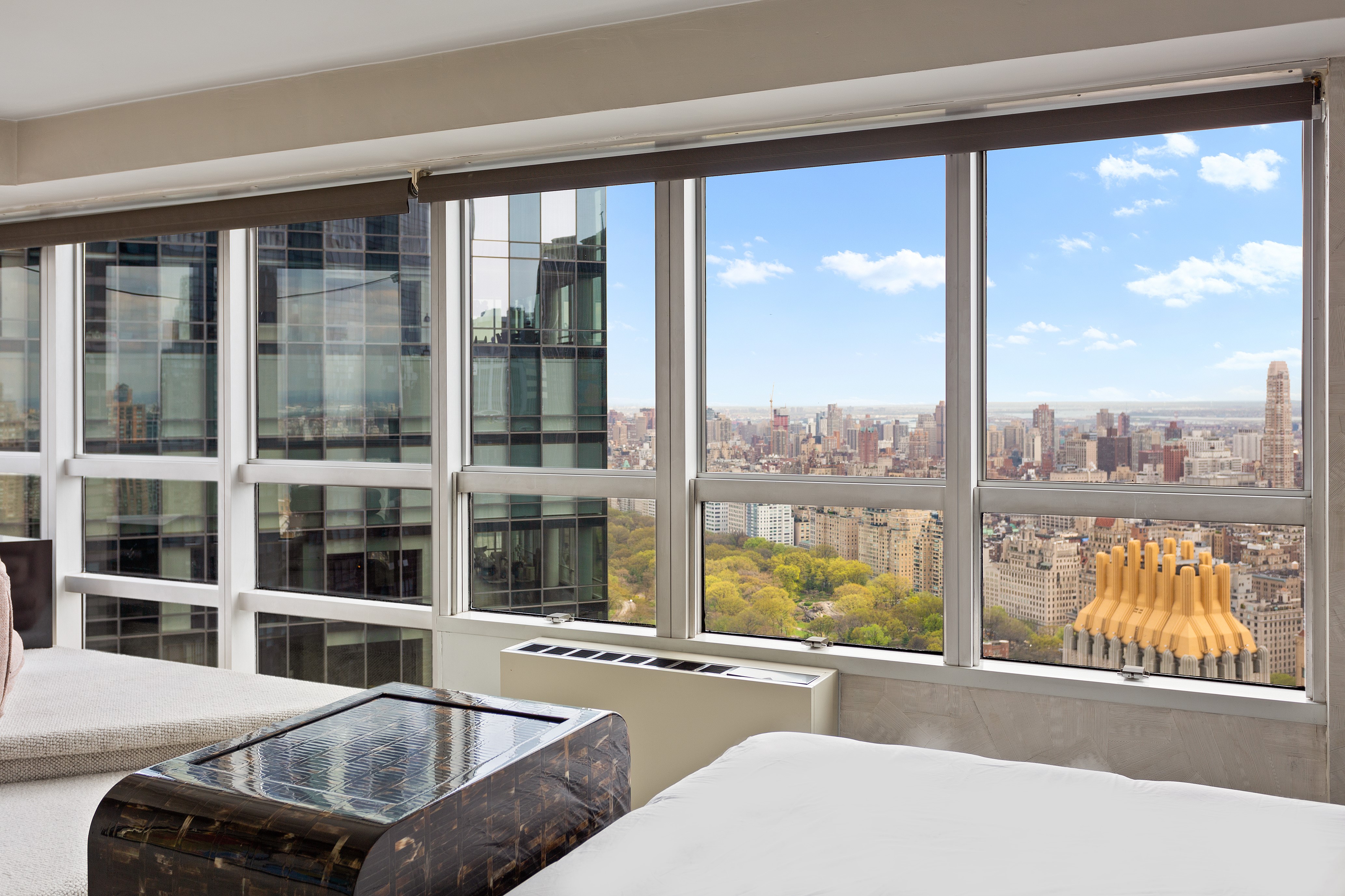146 West 57th Street, Unit 59A Manhattan, NY 10019 - Photo 4 of 6