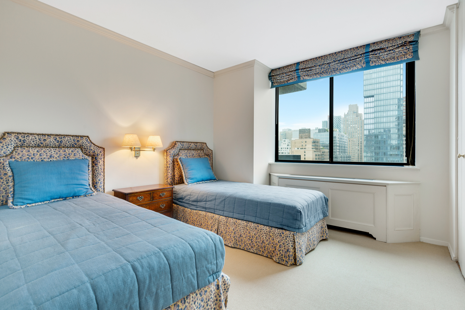 330 East 75th Street, Unit 17C Manhattan, NY 10021 - Photo 4 of 6