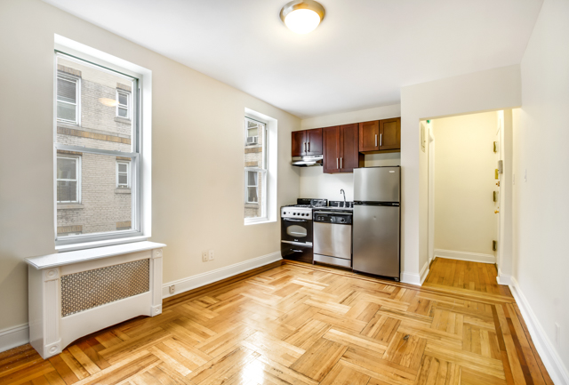 30-49 Crescent Street, Unit H1C6 Queens, NY 11102 - Photo 1 of 3