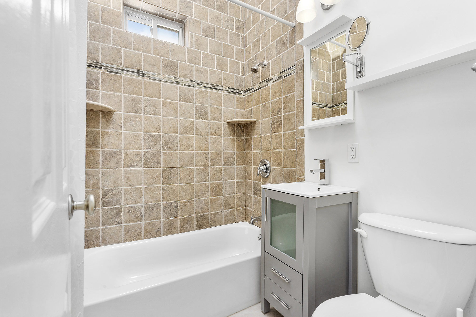 252 Greene Avenue, Unit 4C Brooklyn, NY 11238 - Photo 4 of 6