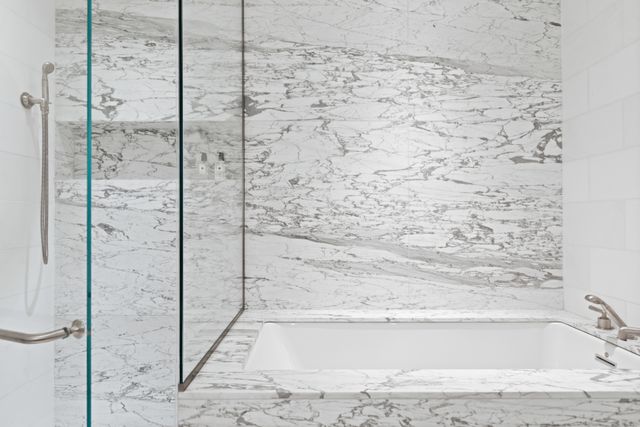 $5,550,000 | 465 Washington Street | TriBeCa