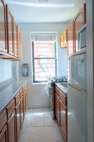 $139,000 | 3015 Riverdale Avenue, Unit 1F | Spuyten Duyvil