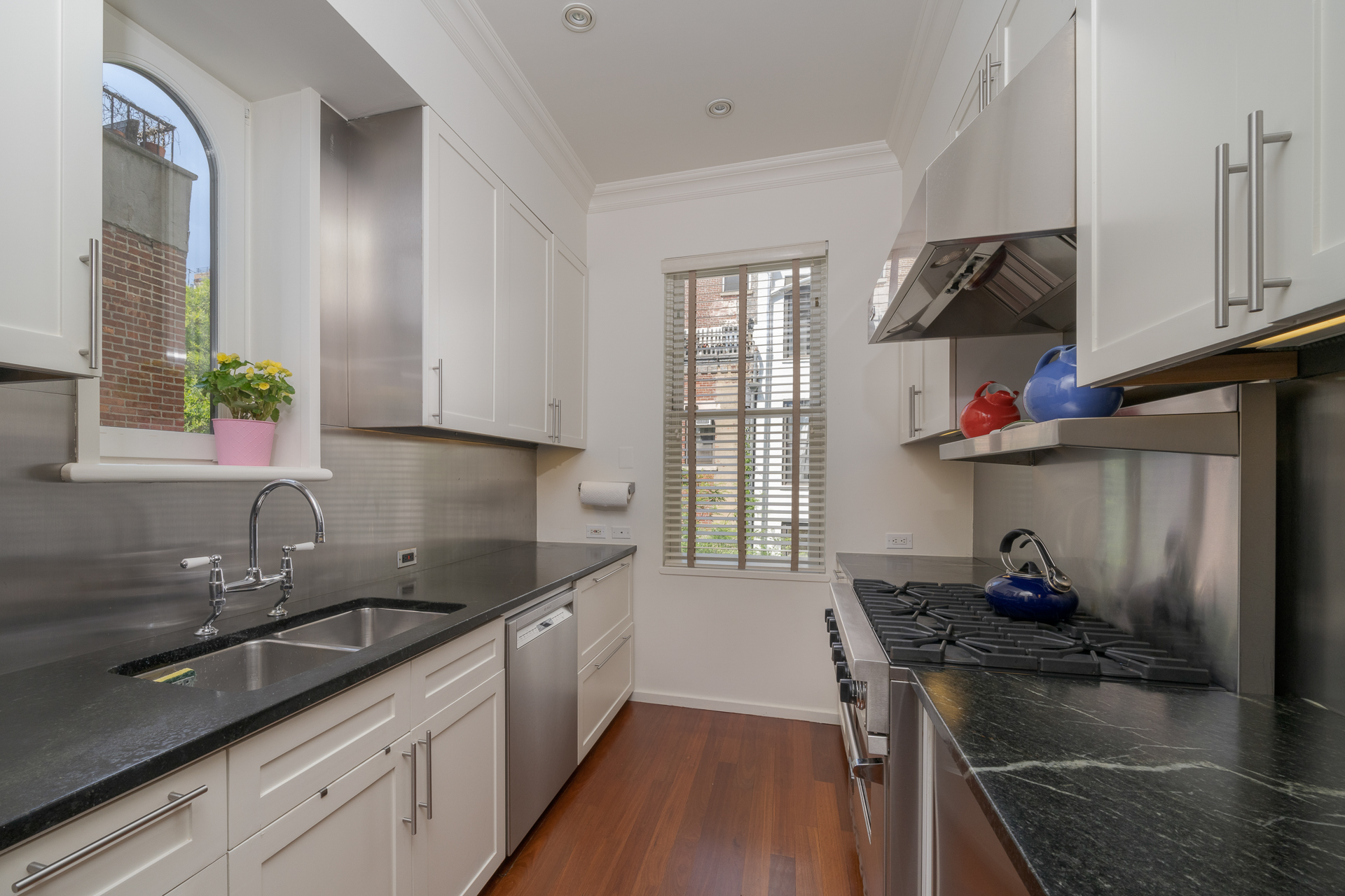 15 West 89th Street Manhattan, NY 10024 - Photo 11 of 26