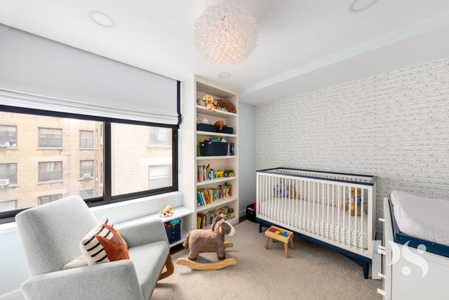 $2,900,000 | 155 West 70th Street, Unit 9FG | Upper West Side