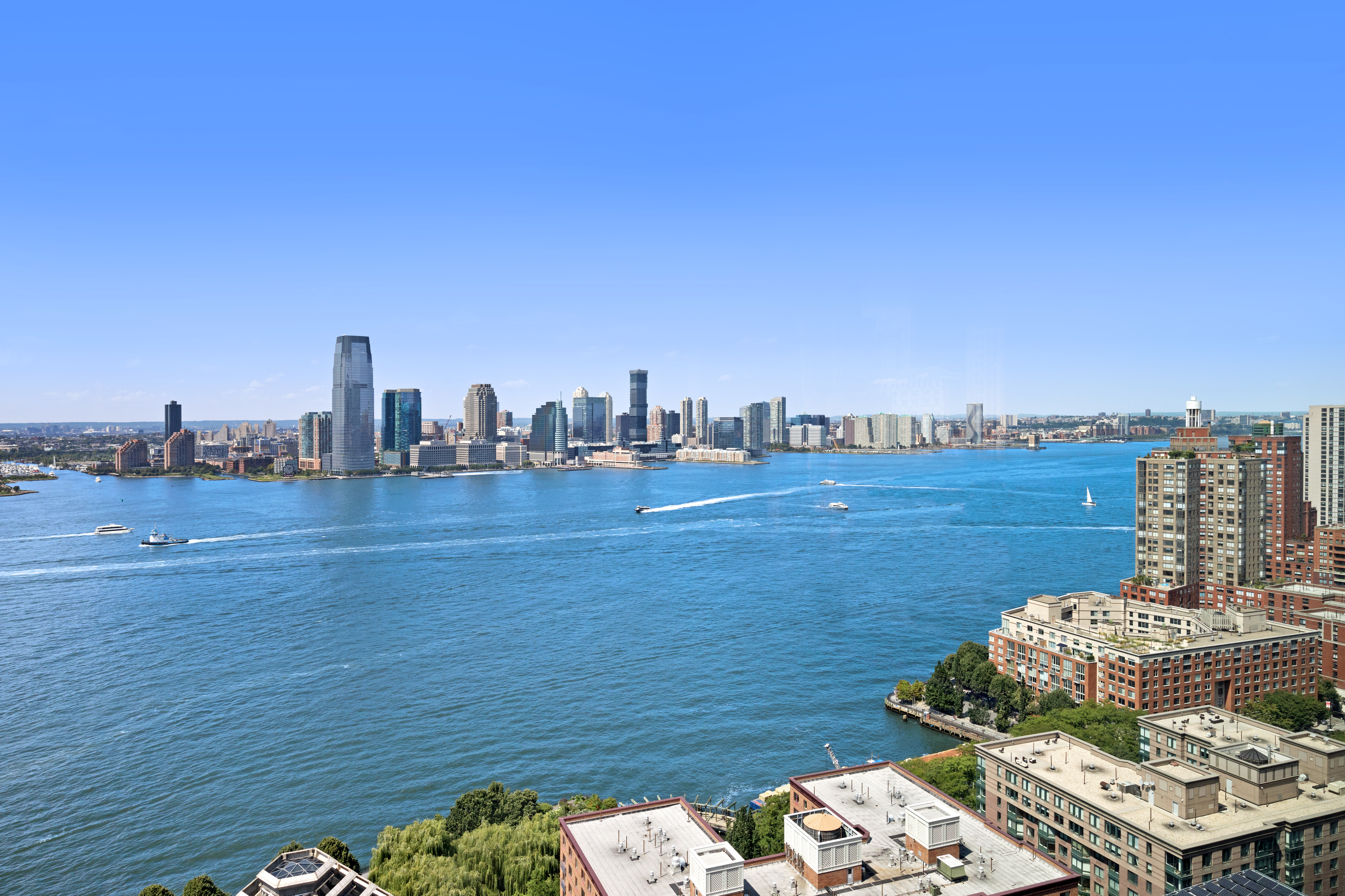 10 West Street, Unit 28C Manhattan, NY 10004 - Photo 2 of 11