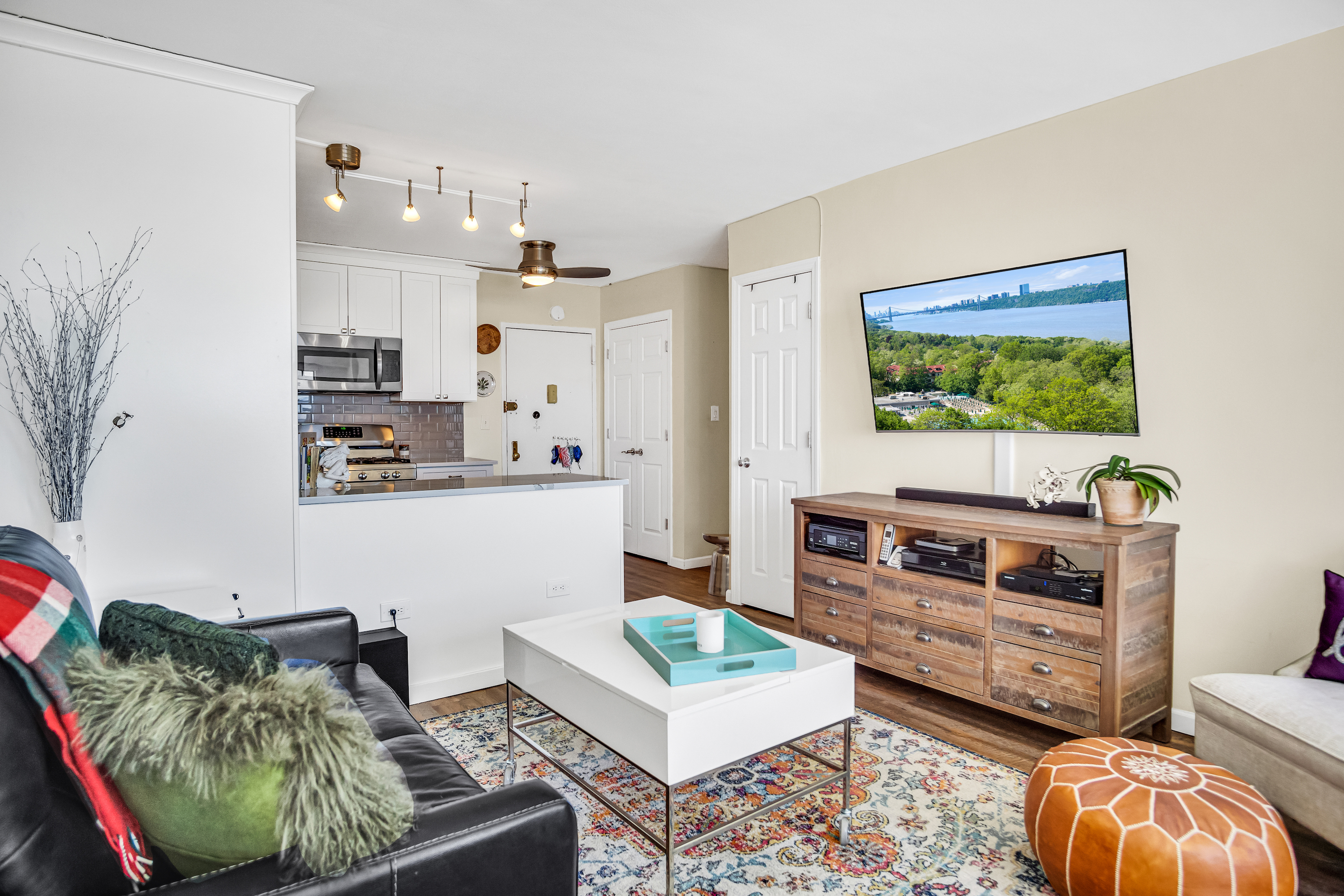 5700 Arlington Avenue, Unit 9N Bronx, NY 10471 - Photo 4 of 16