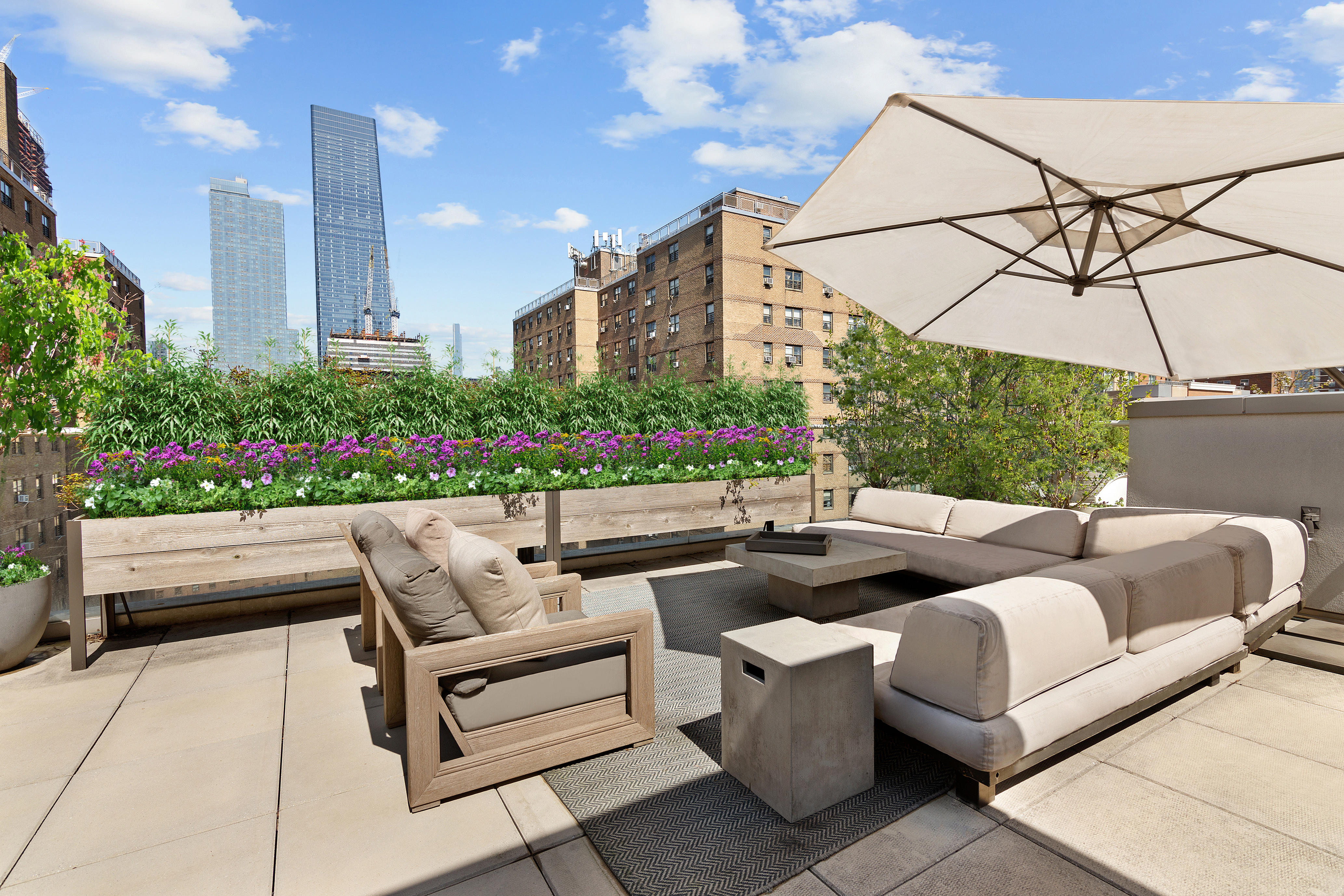 420 West 25th Street, Unit PHB Manhattan, NY 10001 - Photo 2 of 10