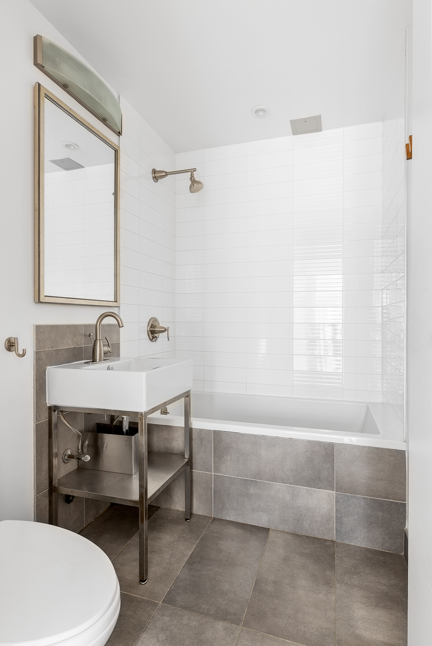 206 Front Street, Unit 6C Brooklyn, NY 11201 - Photo 10 of 17