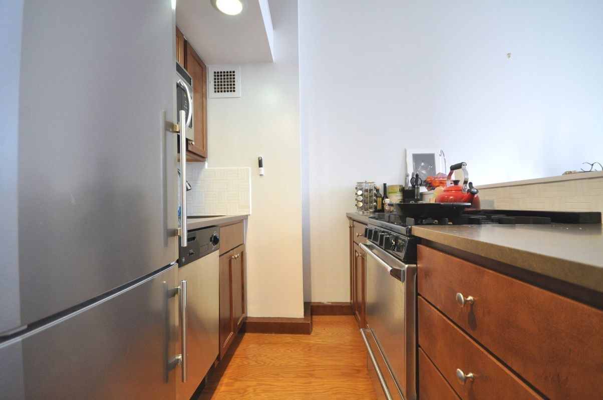 350 East 62nd Street, Unit 3J Manhattan, NY 10065 - Photo 3 of 8