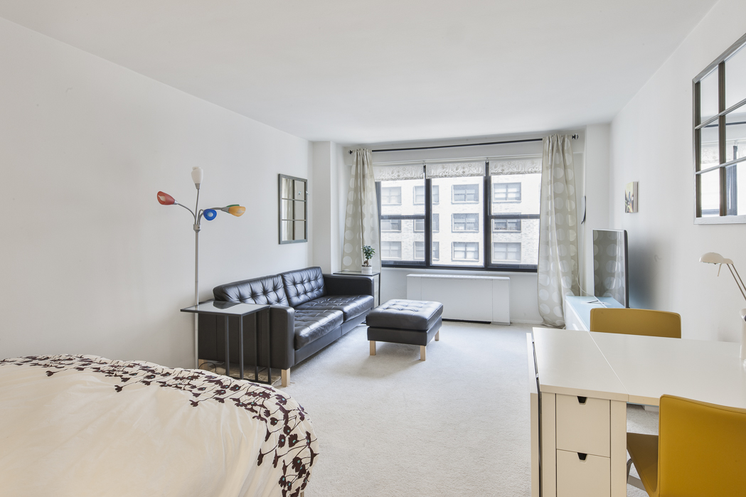 220 East 57th Street, Unit 14G Manhattan, NY 10022 - Photo 1 of 7