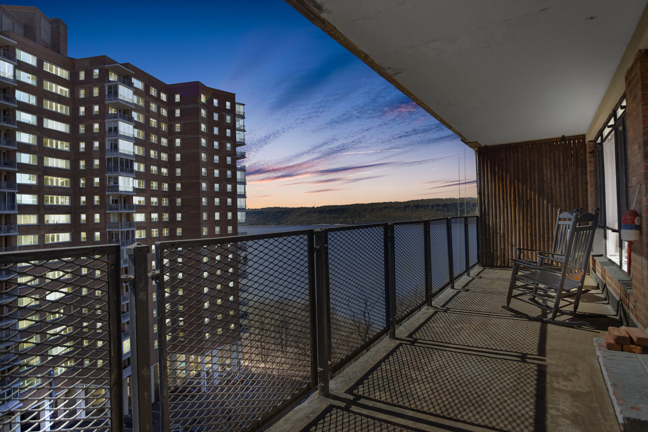 2727 Palisade Avenue, Unit 12F Bronx, NY 10463 - Photo 7 of 24