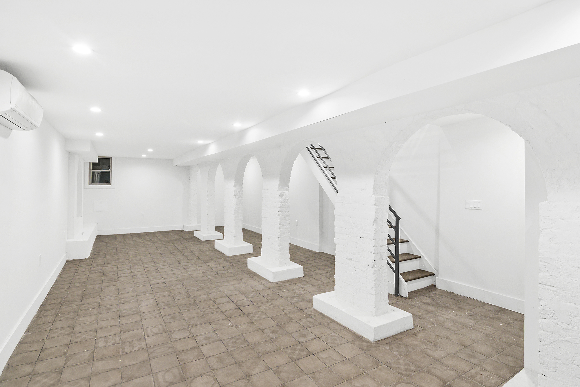 294 Stuyvesant Avenue Brooklyn, NY 11221 - Photo 20 of 24