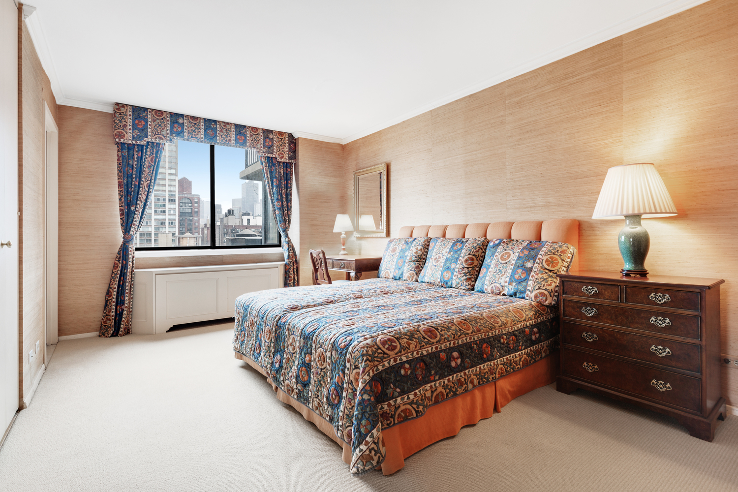 330 East 75th Street, Unit 17C Manhattan, NY 10021 - Photo 3 of 6