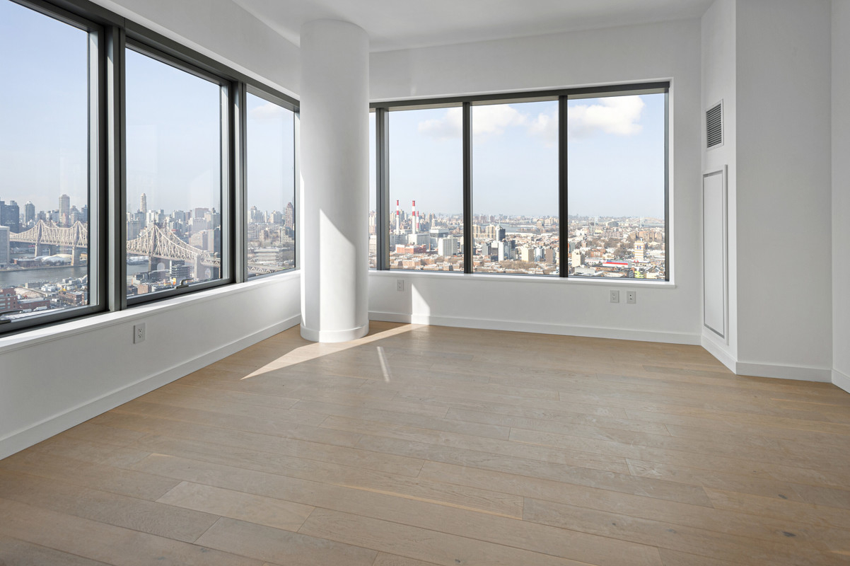 3 Court Square, Unit 1902 Queens, NY 11101 - Photo 4 of 17