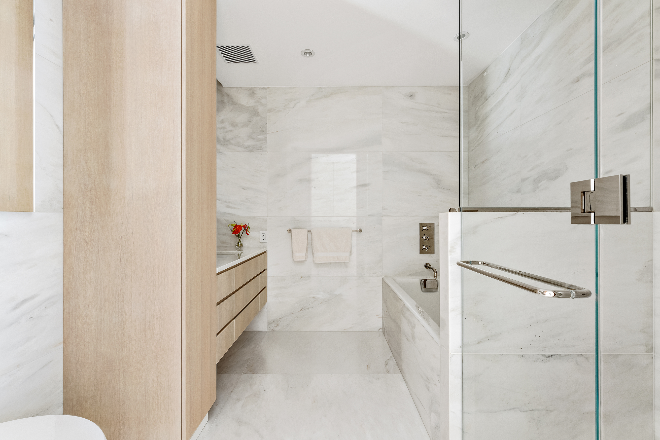 27 Wooster Street, Unit 7A Manhattan, NY 10013 - Photo 18 of 25