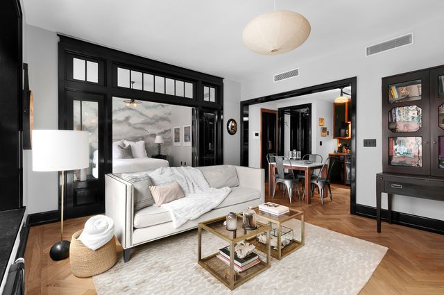 $2,000,000 | 211 Elizabeth Street, Unit 3E | NoLita