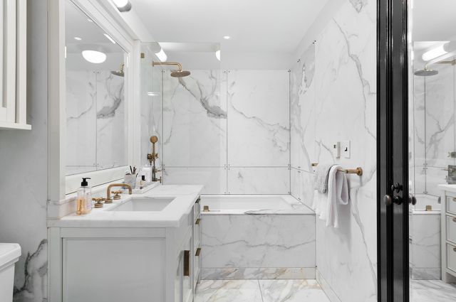 $2,000,000 | 211 Elizabeth Street, Unit 3E | NoLita