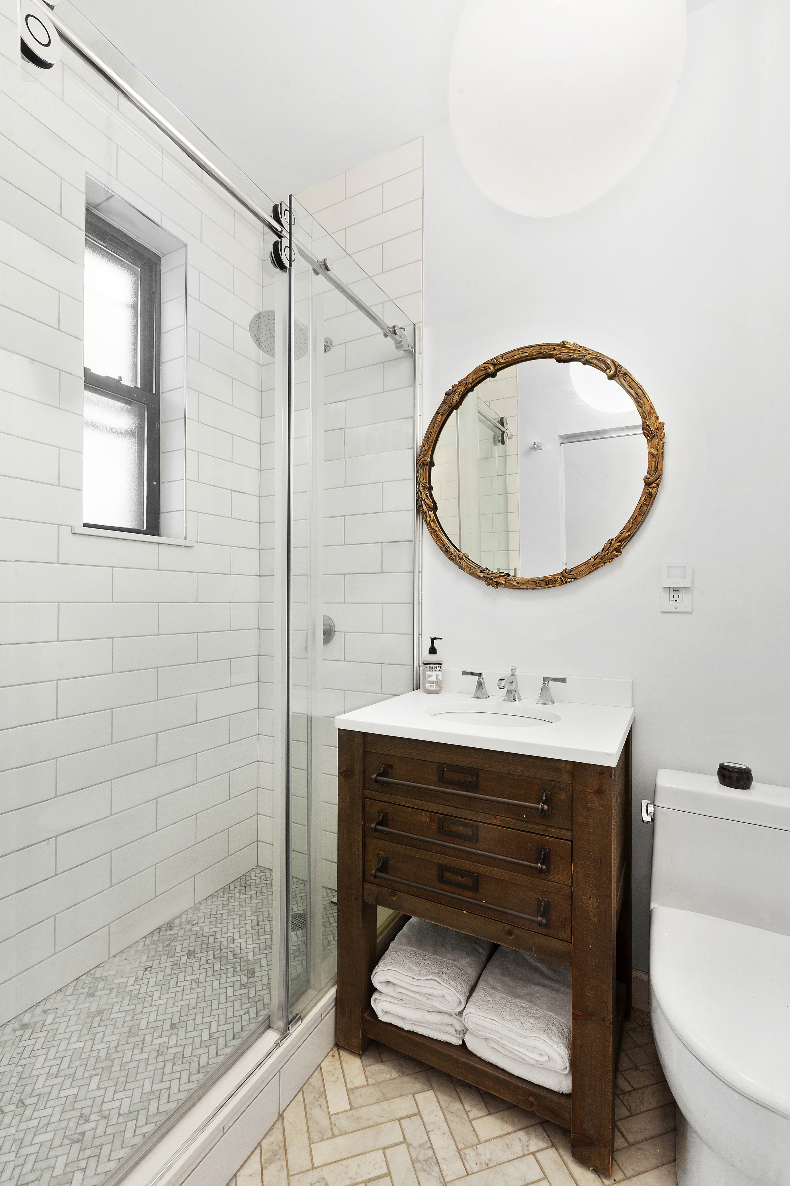 227 East 87th Street, Unit 4A Manhattan, NY 10128 - Photo 4 of 6
