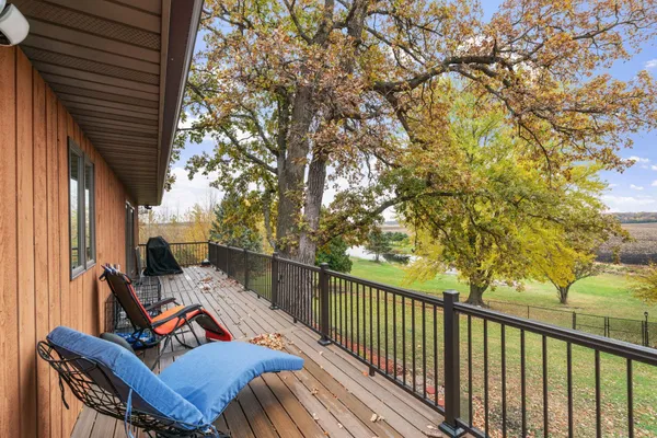 $650,000 | 74500 240th Street, Albert Lea, MN 56007