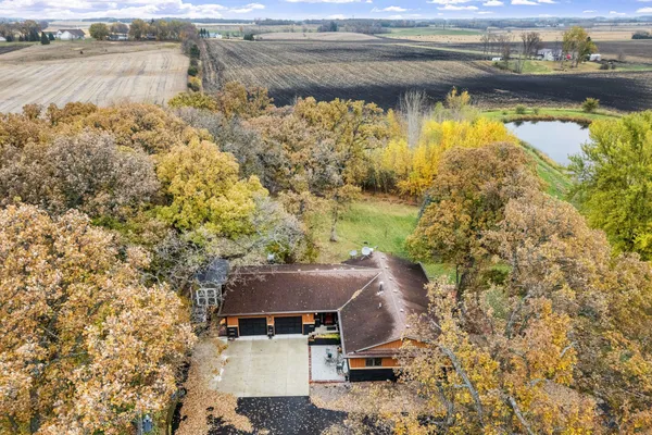 $650,000 | 74500 240th Street, Albert Lea, MN 56007