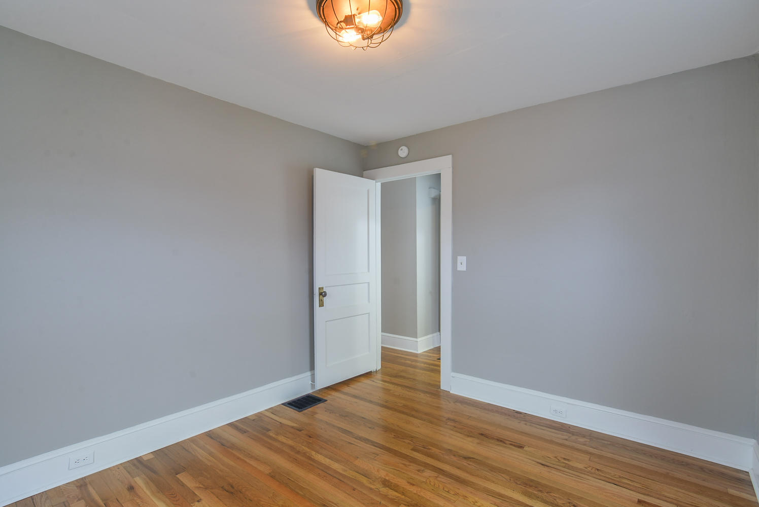 310 8th Street Erwin, TN 37650 - Photo 17 of 40 310 8th bedroom 1-2