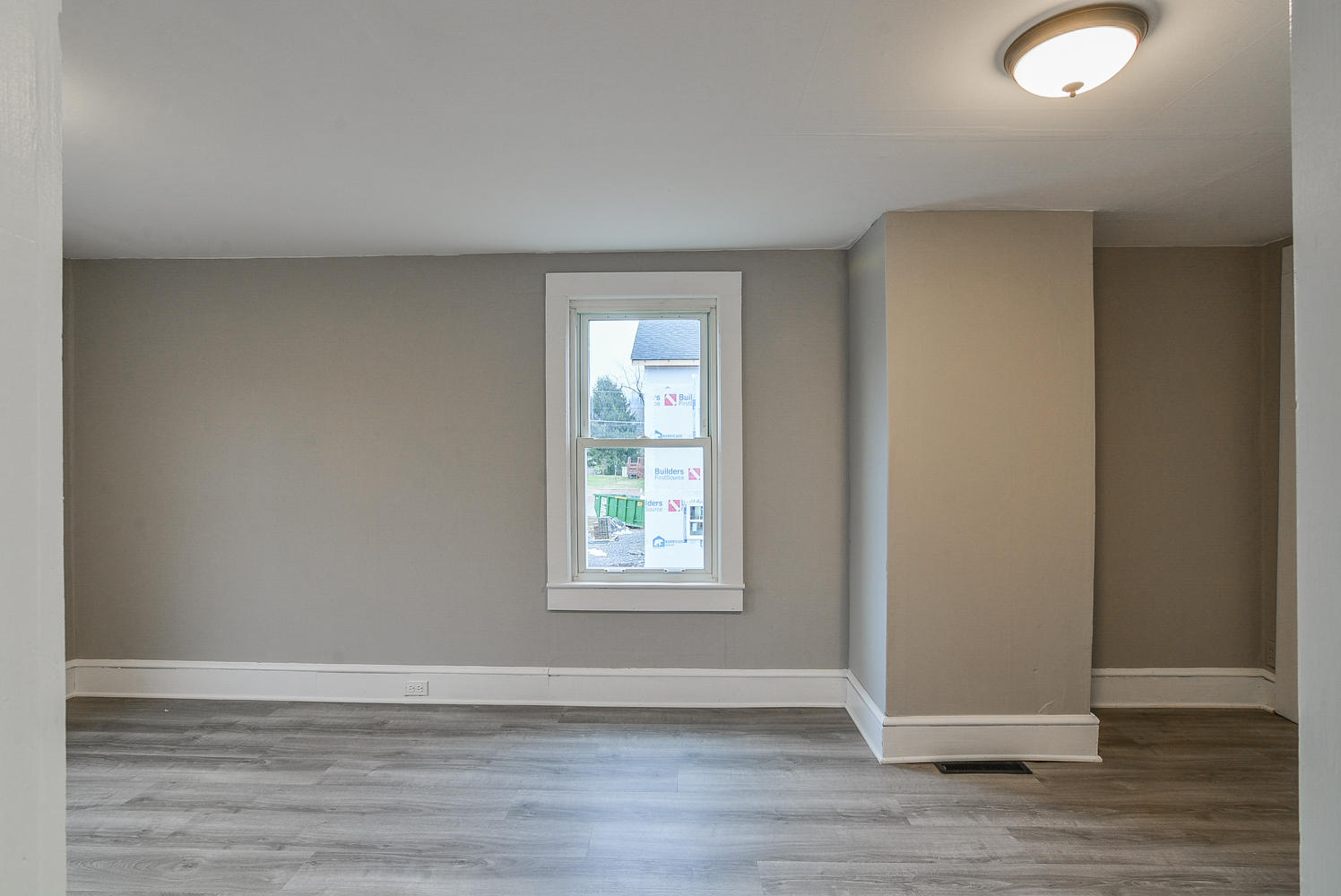 310 8th Street Erwin, TN 37650 - Photo 26 of 40 310 8th bedroom 4-1