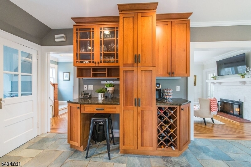 2 Inness Place Glen Ridge, NJ 07028 - Photo 9 of 25