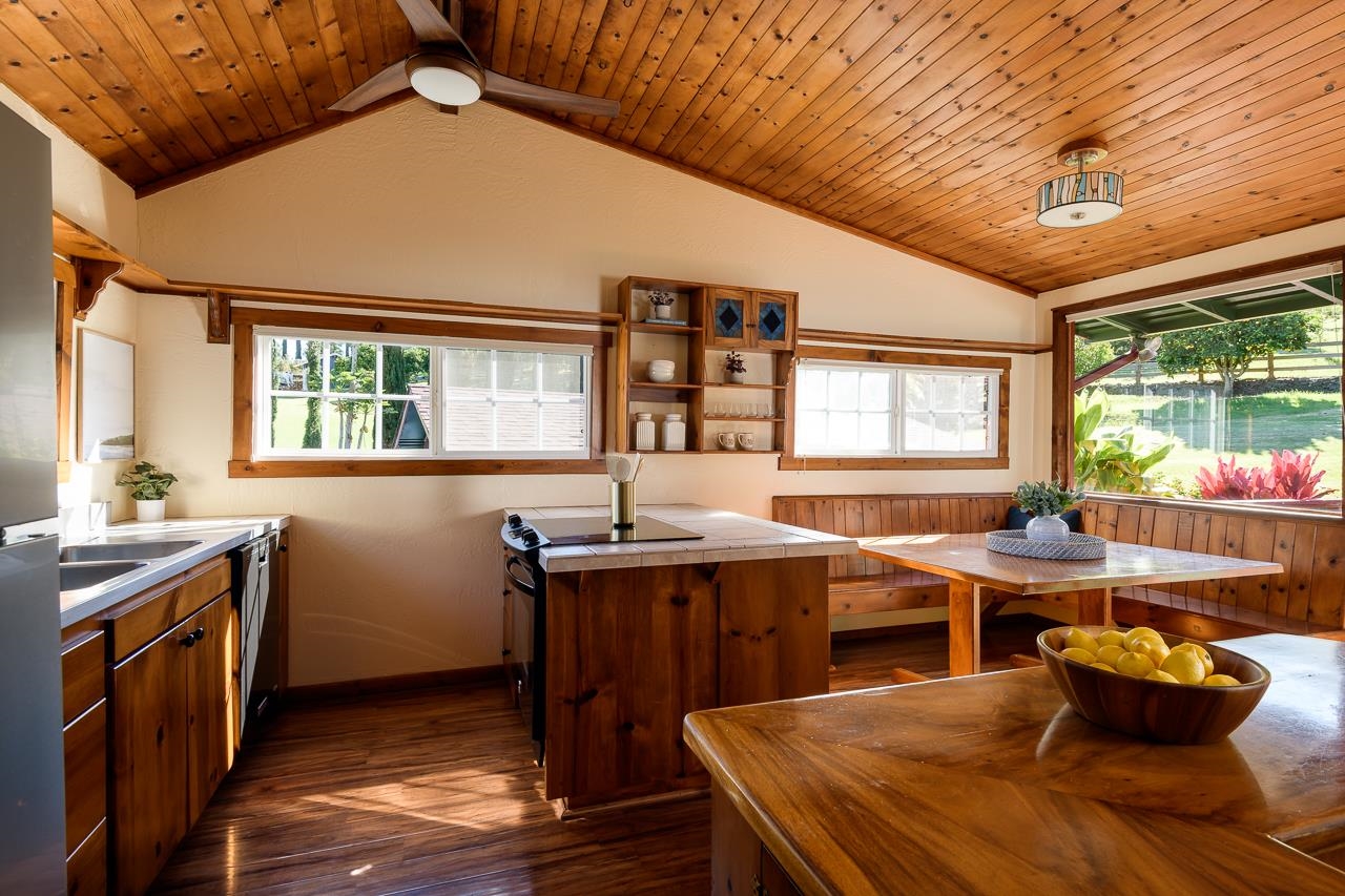 53 Maukanani Road Kula, HI 96790 - Photo 17 of 40