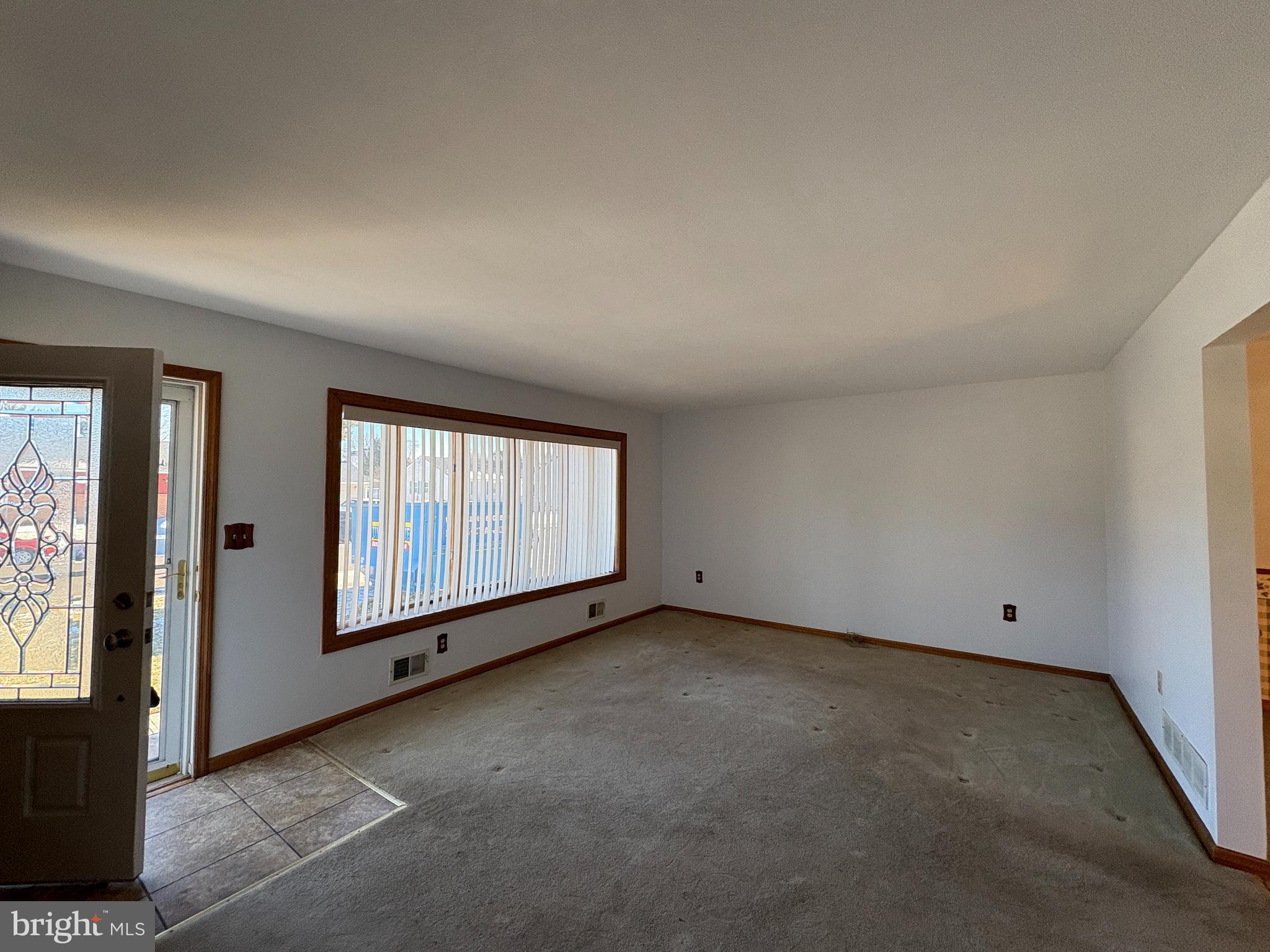 16 Senf Drive Hamilton, NJ 08620 - Photo 4 of 11 an empty room with windows