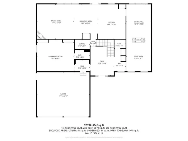 a picture of a lake view