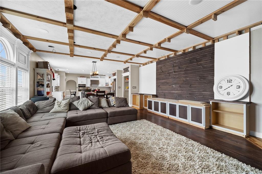 108 Stallion Road Clinton, PA 15026 - Photo 6 of 49 a living room with furniture and a window