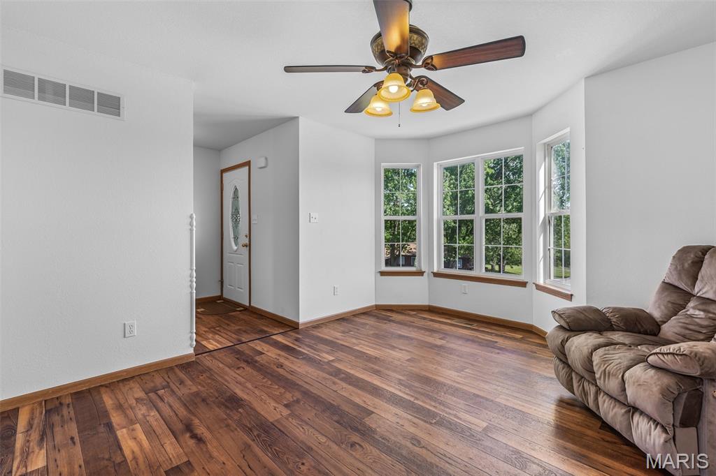 3839 State Rd P Festus, MO 63028 - Photo 13 of 44